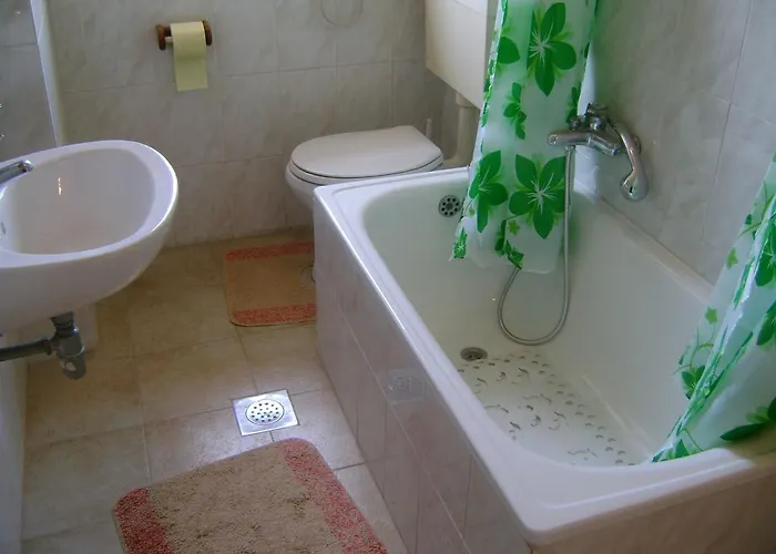 For Holidays In Apartment *