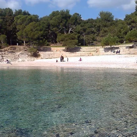 Apartament For Holidays In Pula